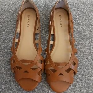 Papaya Women's Brown Flats